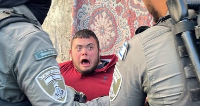 İşgalciler polisi down sendromlu genci hedef aldı